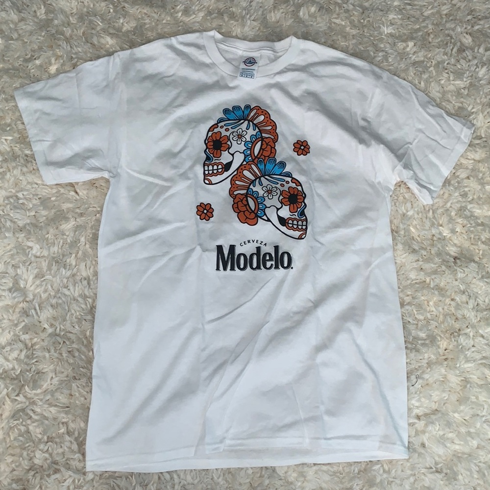 NEW Unisex Modelo tee shirt size medium new white T-shirt cerveza sugar …